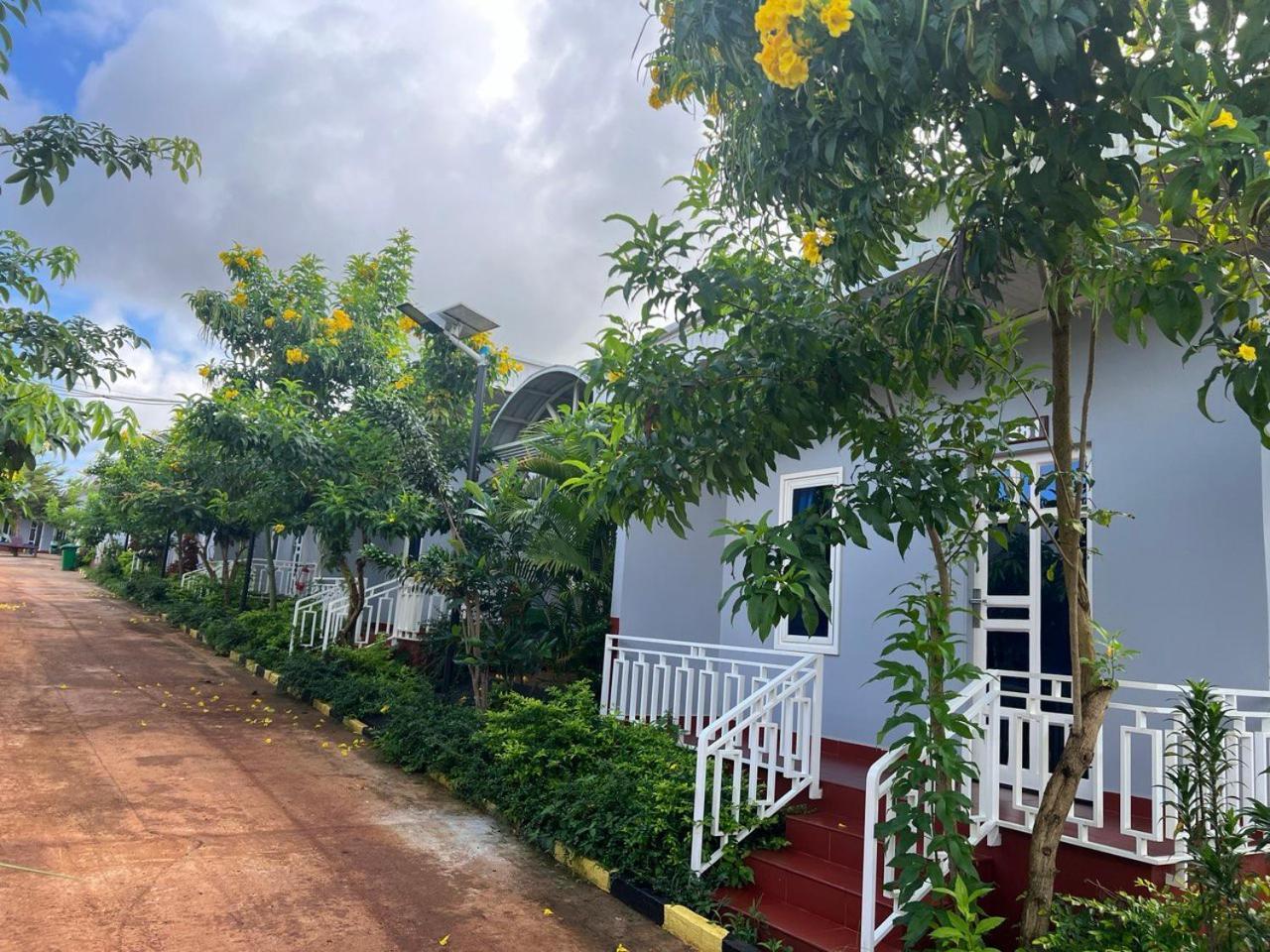 Chomkatae Bungalows Sen Monourom Luaran gambar